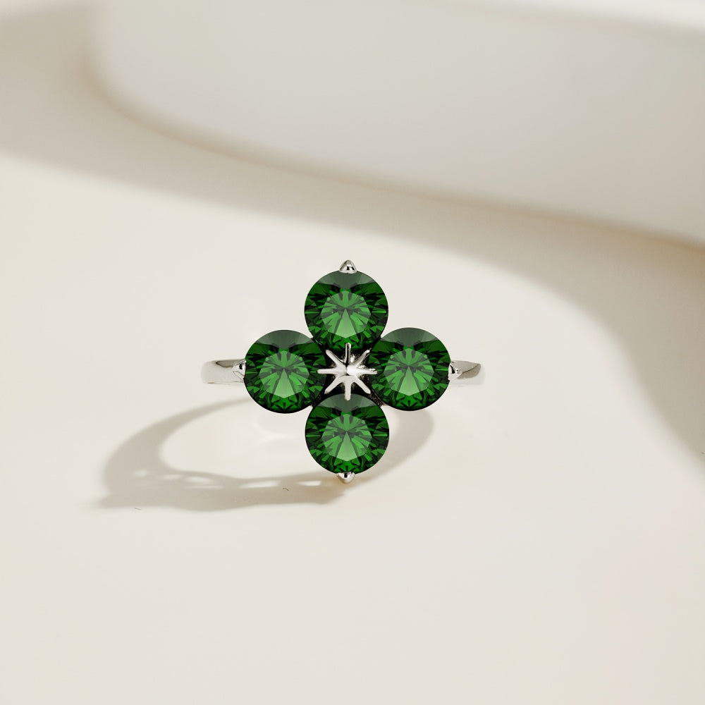 Eight-point Star Clover Ring - Green