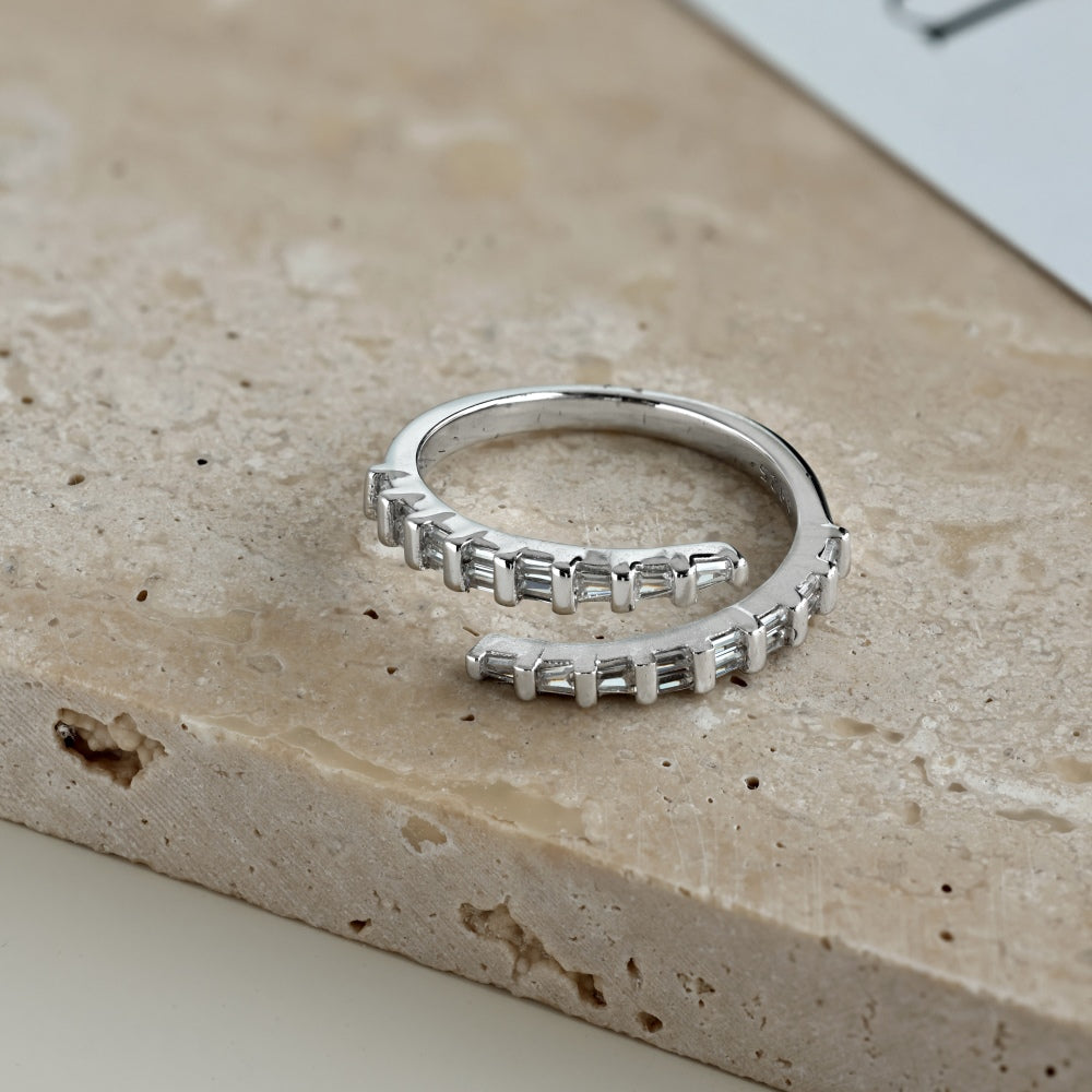 Two-Tailed Ring - Rhodium Plated